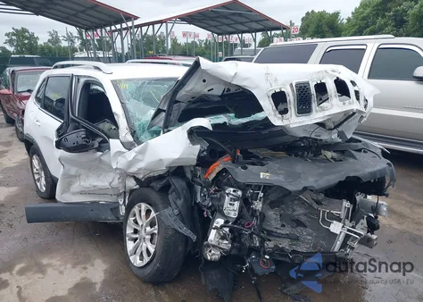 2019 Jeep Cherokee Latitude 4X4 from USA, damaged, VIN 1C4PJMCB8KD489629